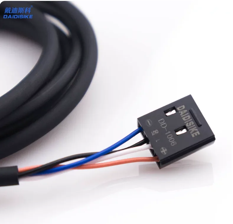 DD-670系列配套DD-1006接插件底座带线束特写